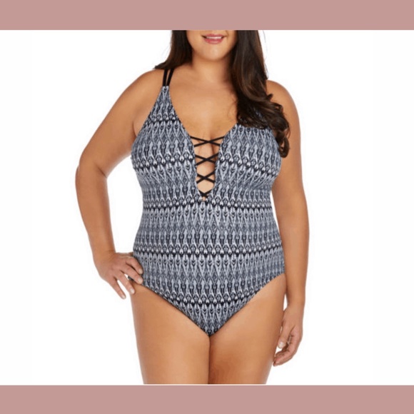 NWT‎ Ambrielle Curve Ambrielle Geo Linear One Piece - Picture 1 of 11